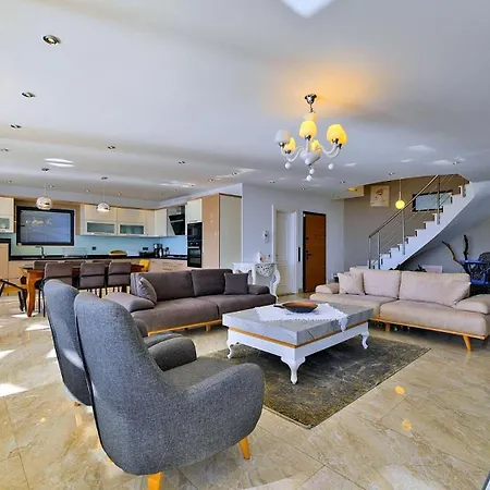 5 Bedroom Luxury Seaviews - Private Heated Pool Βίλα *