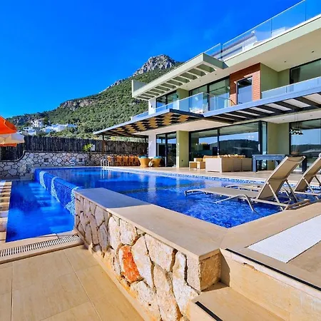 5 Bedroom Luxury Seaviews - Private Heated Pool Βίλα *