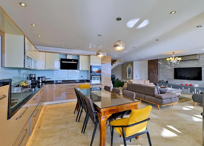 Villa 5 Bedroom Luxury Seaviews - Private Heated Pool Kalkan