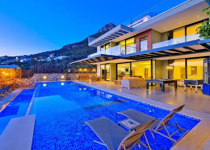 Villa 5 Bedroom Luxury Seaviews - Private Heated Pool Kalkan