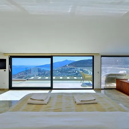 Villa 5 Bedroom Luxury In - 1019
