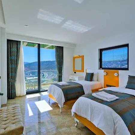 5 Bedroom Luxury Seaviews - Private Heated Pool * Kalkan