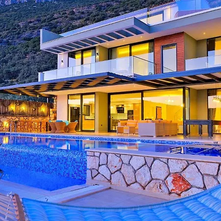5 Bedroom Luxury Seaviews - Private Heated Pool * Kalkan