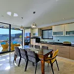 Villa 5 Bedroom Luxury Seaviews - Private Heated Pool Kalkan