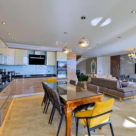Villa 5 Bedroom Luxury Seaviews - Private Heated Pool Kalkan